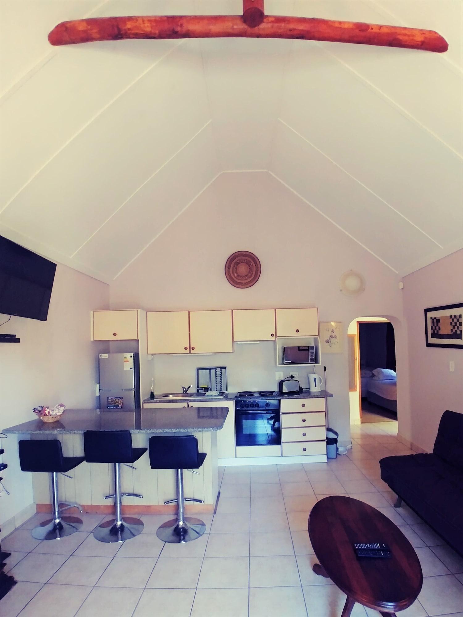 Winelands Villa Guesthouse And Cottages Съмърсет Уест Екстериор снимка
